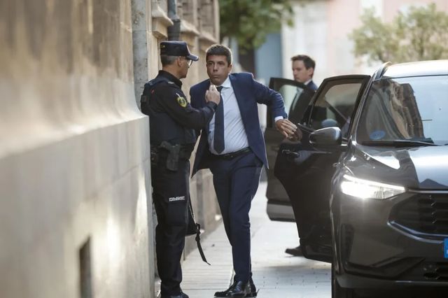 Mazón comparece a las 9.00 para anunciar su dimisión