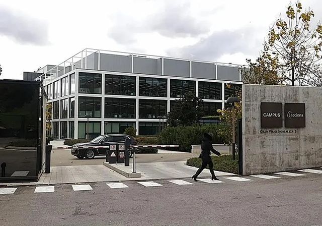 Acciona ganó 803 millones en 2025, casi el doble que el año anterior, y eleva un 6% el dividendo