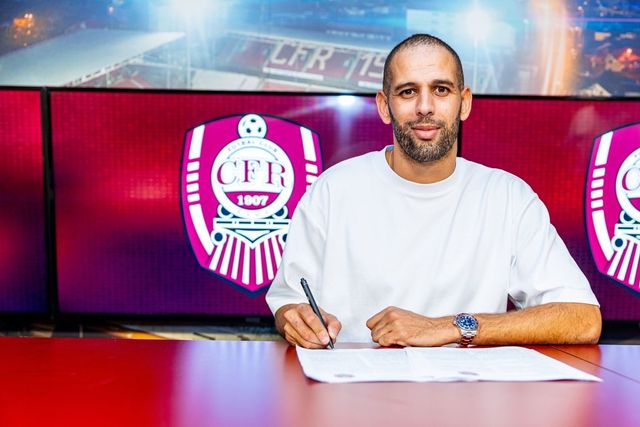 Încă un transfer spectaculos la CFR Cluj! Islam Slimani a semnat cu echipa ardeleană