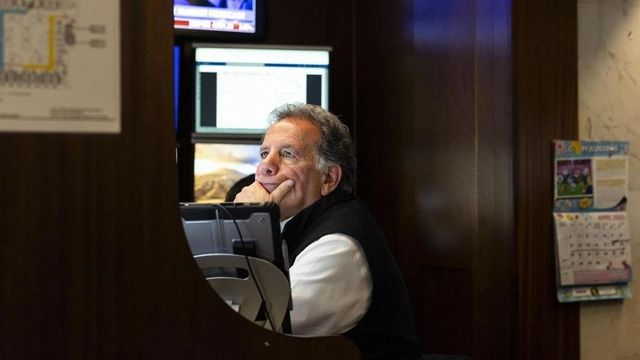 Borsa: Europa in ordine sparso dopo la Bce, Milano -0,29%