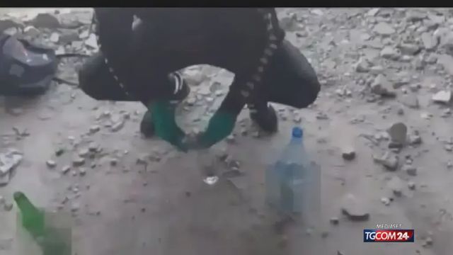 Terrorismo, 17enne arrestato per propaganda suprematista e manuali su armi