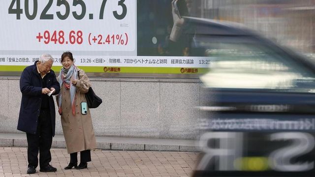 Borsa di Tokyo chiude la settimana in rialzo, attesa per la Boj