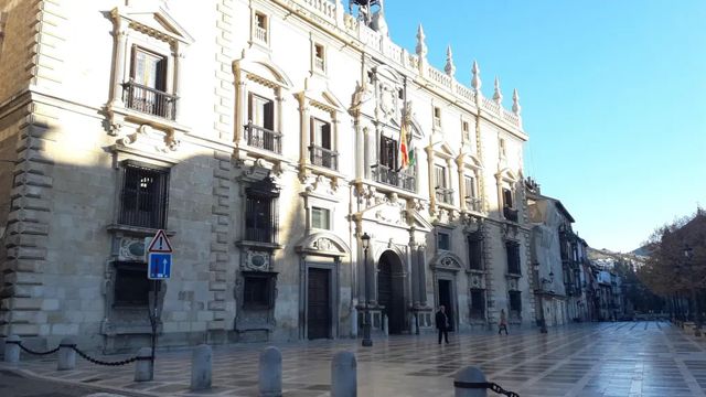 Acusan a un vecino de Granada de cobrar la pensión de su madre muerta durante 22 años