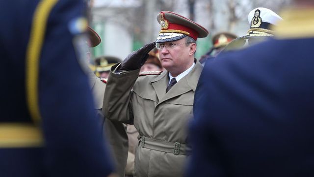 Tinerii ar putea face din nou armata! Nicolae Ciucă, premierul desemnat, vrea schimbarea legii privind serviciul militar