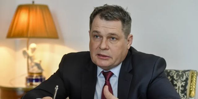 Vláda odvolala velvyslance v Rusku Pivoňku, řekl ministr Lipavský