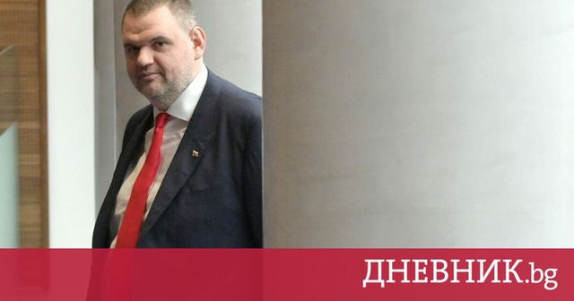 ДПС съзря в изказване на Демерджиев за полетите на Пеевски натиск върху опозицията