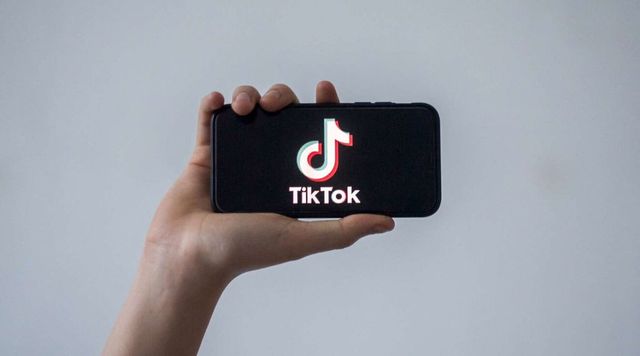 Antitrust: istruttoria nei confronti di TikTok per la sfida cicatrice francese
