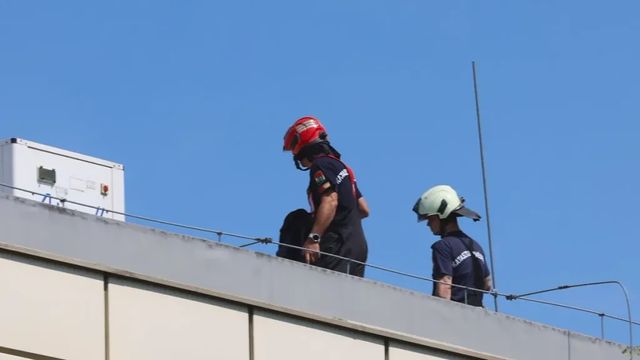 Tűz ütött ki a pesti sportcsarnokban, a belügyminiszter szerint veszélyben az Európa-bajnokság