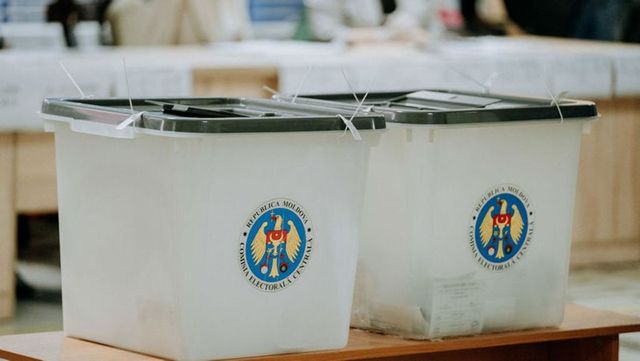 Începe campania electorală pentru referendumul și alegerile pentru funcția de Președinte al Republicii Moldova