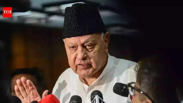 Court recalls non-bailable warrant against Farooq after issuing it
