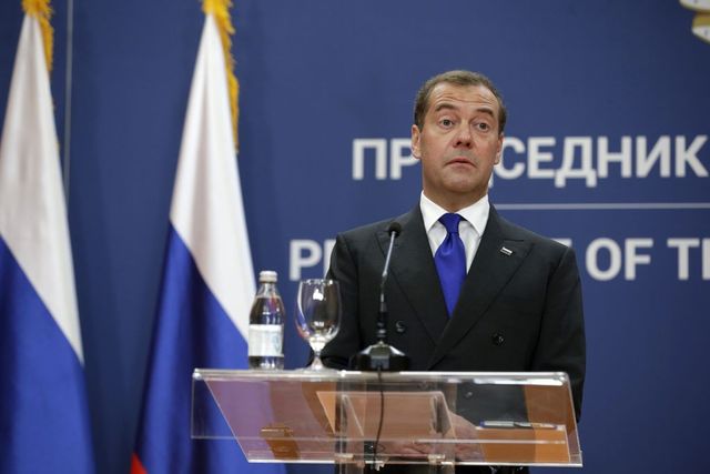 Medvedev amenință România și Republica Moldova