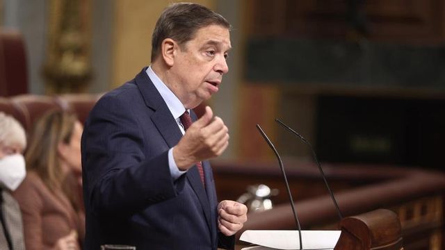 La UE acuerda un recorte provisional del 73% en la pesca del verdel para la primera mitad de 2026