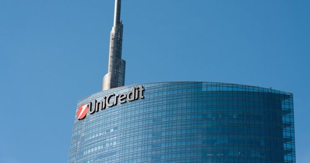 Alpha Bank și UniCredit Bank fuzionează în România și formează astfel cea de-a treia bancă după active