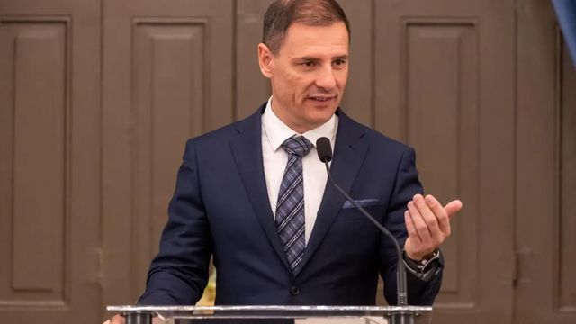 Csak Tuzson Bence utolsó munkanapján kérte az Orbán-kormány Fürst György kiadatását Izraeltől