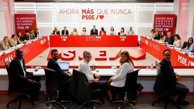 Las últimas encuestas sitúan a Moreno Bonilla al borde la mayoría absoluta