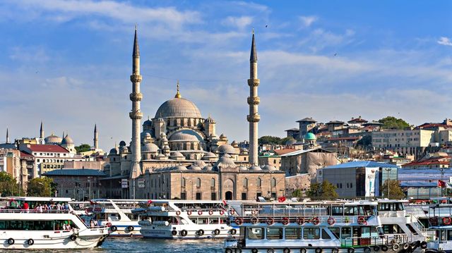 Egy hároméves kisfiú is meghalt az isztambuli szálloda szomszédságában, ahol mérgezésben életét vesztette egy család