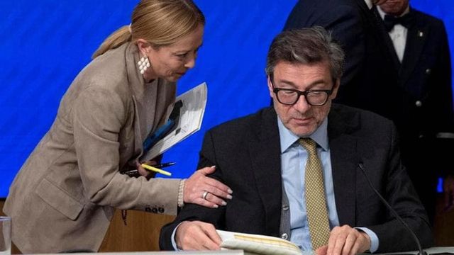 Giorgetti, 'su manovra massacrati da chi può farlo'