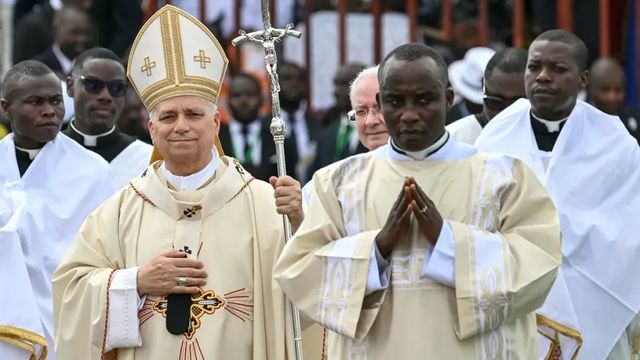 Il Papa, 'l'umanità ha fame di pace, servono gesti di perdono'