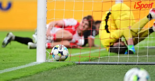 ONLINE: Slavia - Jablonec. Pražané po kontumaci v prázdném Edenu mohou slavit titul
