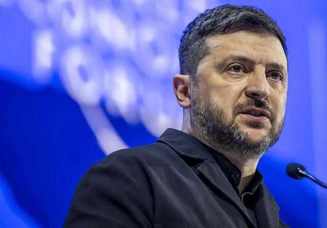 Zelenski anuncia conversaciones con EEUU y Rusia para poner fin de la guerra en Ucrania