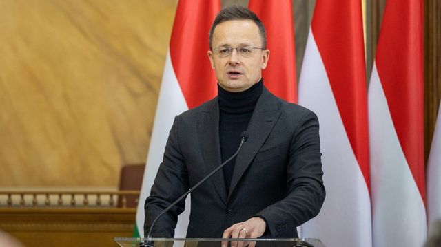 Újabb magyar állampolgárt engedtek ki a börtönből Venezuelában – jelentette be Szijjártó Péter