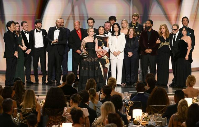 „The Pitt” și „Hacks”, marile favorite la Emmy după avalanșa de nominalizări
