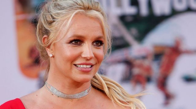 Bilincsben Britney Spears – letartózatták az énekesnőt