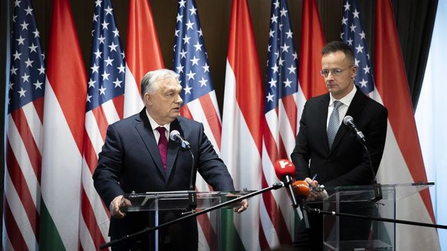 Donald Trump egy évre mentette fel Magyarországot az orosz energiára vonatkozó szankciók alól