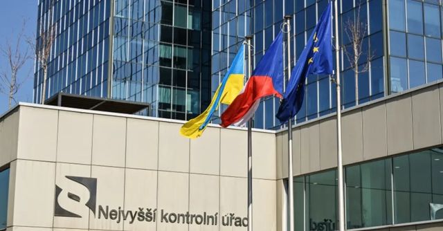 Resort školství utratil půl miliardy neúčelně, kvalita výuky se nezlepšila, zjistil NKÚ