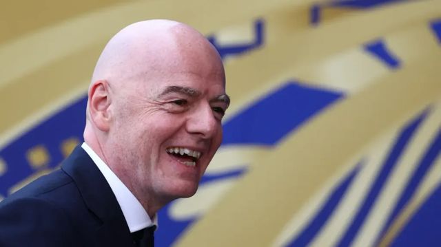 Infantinův plán v troskách. FIFA upustila od prodeje podílu z mistrovství světa