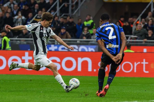 Inter-Juventus 4-4, pari spettacolo nel derby d'Italia