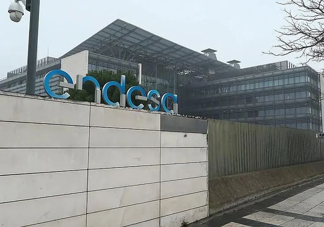 Competencia incoa expedientes sancionadores a Endesa y TotalEnergies por el apagón