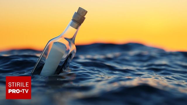 Mesaj în sticlă găsit de un câine pe o plajă din Europa, după ce a parcurs peste 4.000 km peste Atlantic