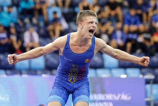 Un luptător din Moldova a câștigat medalia de argint la Campionatul Mondial din Amman, Iordania