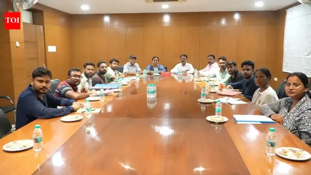 Jharkhand government holds talks with protesting students, promises to consider demands