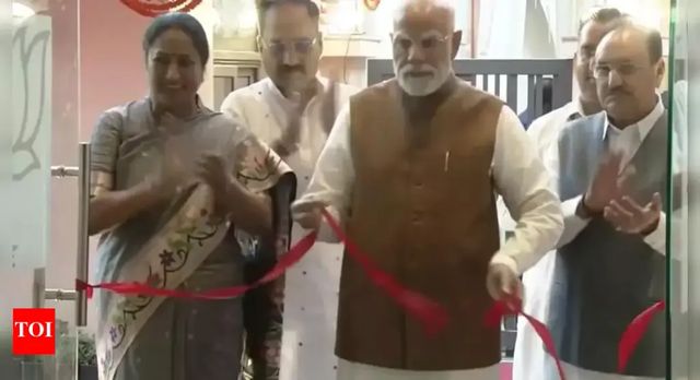 PM Modi inaugurates newly-built office of Delhi BJP