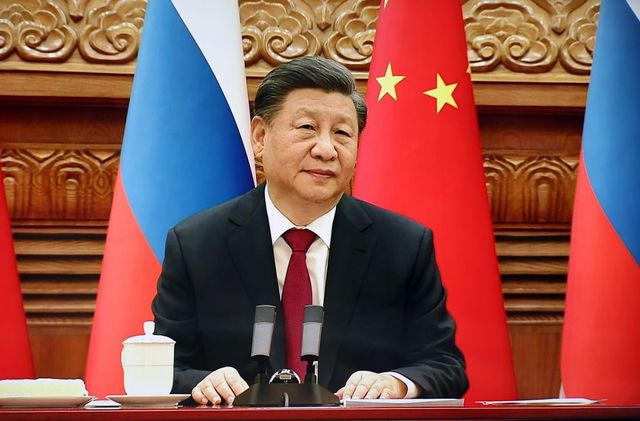Vlagyimir Putyin kínai, Hszi Csin-ping orosz lapba írt cikket a nagy találkozás előtt