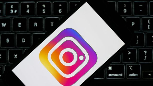 Ue, 'sistemi di controllo per l'età di Facebook e Instagram inefficaci'