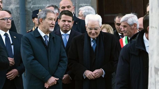 Mattarella, garantire servizi adeguati in tutto il Paese