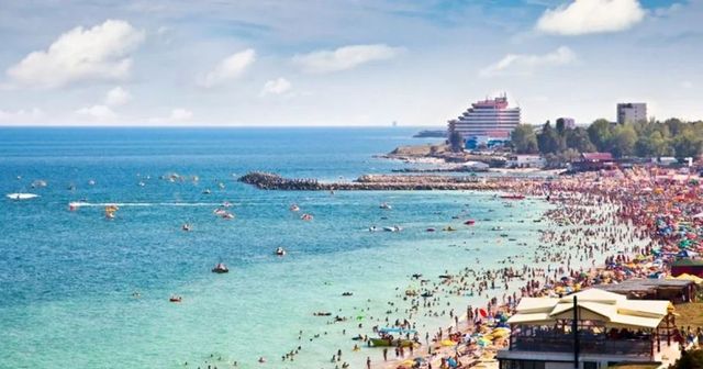 „Cel mai aglomerat weekend pe litoral” din acest sezon