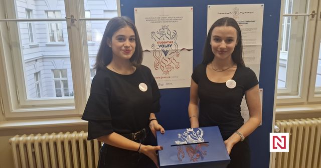Studentské volby vyhrála koalice Spolu před Piráty a hnutím STAN