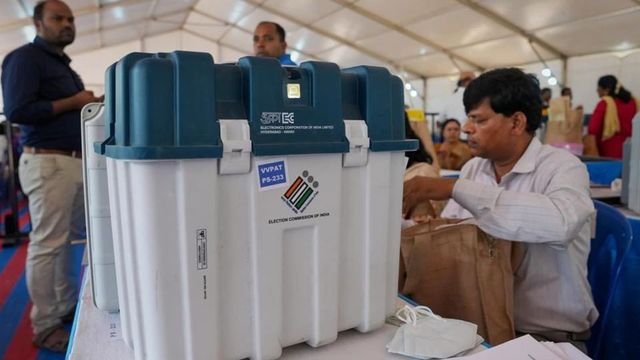 Top Court Seeks Poll Body Reply On Petition For VVPAT Slips' Full Count