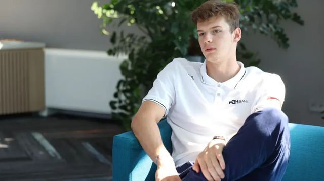 Milák és a másik két olimpiai bajnok úszónk is visszatér Párizsba