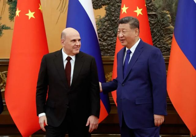 Xi reafirma su compromiso con Rusia tras la tregua con Trump