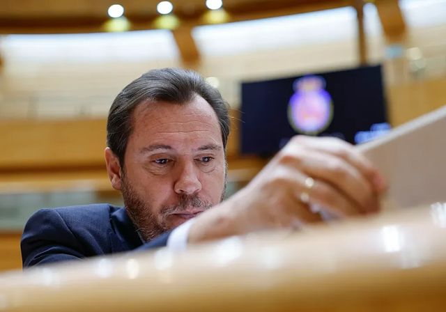 Puente no admite un solo error de supervisión e insiste en la «renovación integral» pese a la rotura de vía en Adamuz