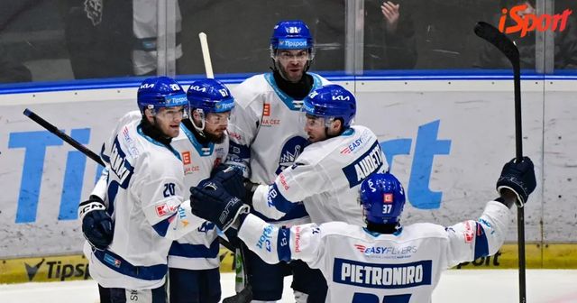 ONLINE: Dynamo dotáhlo velký comeback v prodloužení. Kladno srazilo mistra, Sparta prohrává