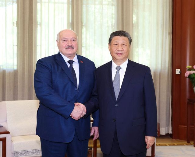 Lukașenko poartă discuții cu Xi Jinping în China, după întâlnirea cu Putin