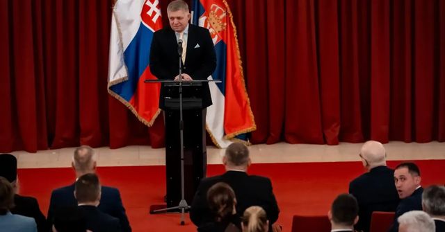 Slovensko podle Fica zastavilo pomoc Ukrajině formou dodávek elektřiny