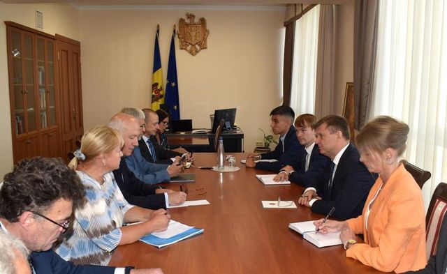 Parlamentul găzduiește, în perioada 21-23 septembrie, vizita unei delegații a Senatului Republicii Cehe