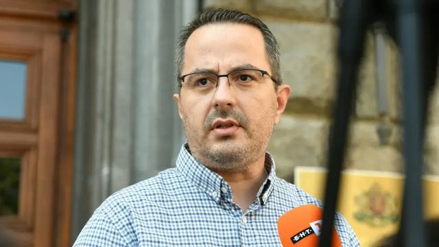 ″Възраждане” не искат американски самолети в авиобаза ”Безмер”